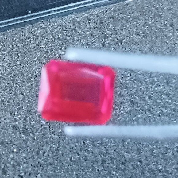 Beautiful ruby - Picture 2 of 5